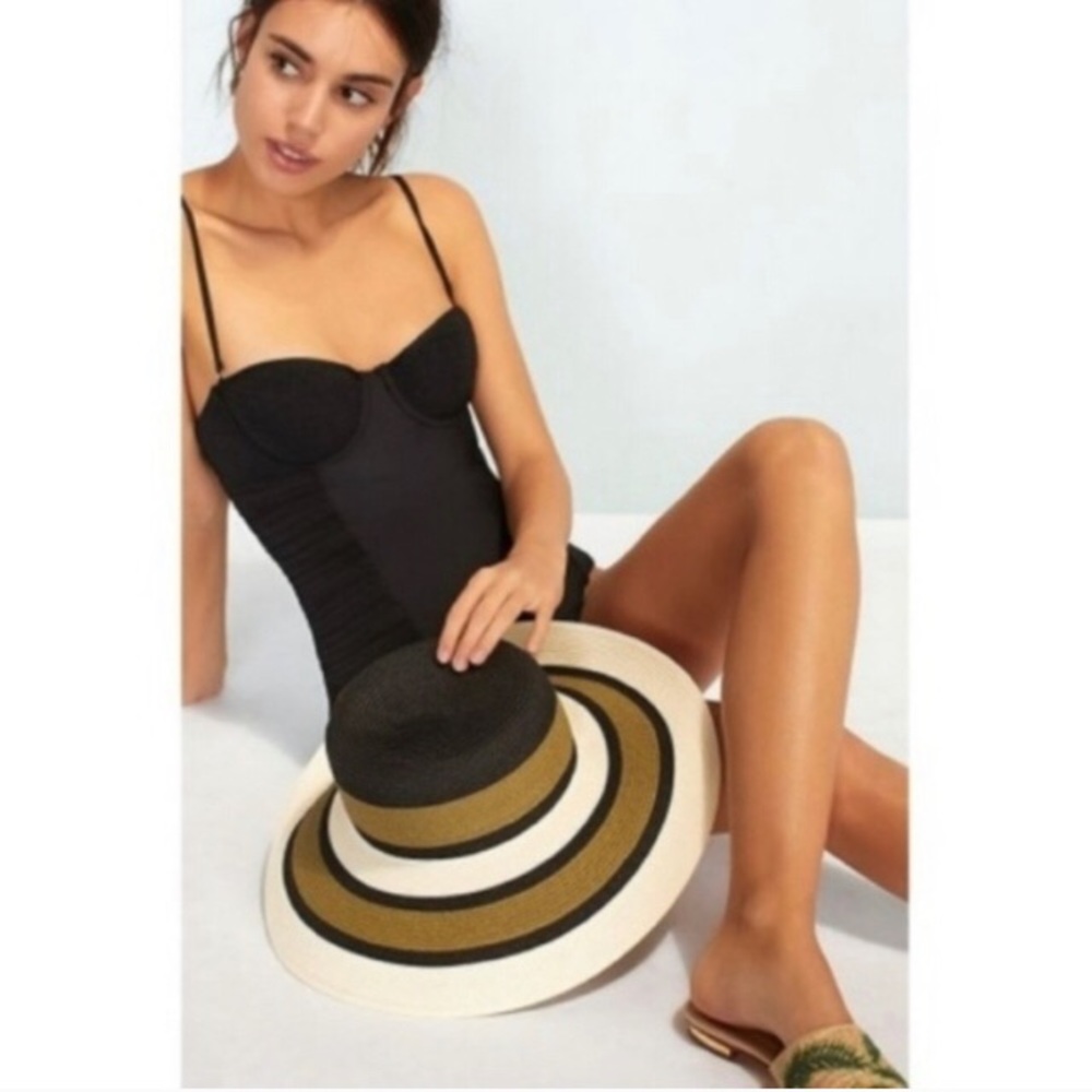 Anthropologie Allihop smock swimsuit